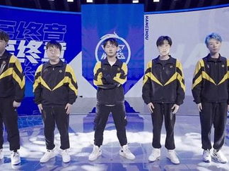 狼队SK：勇猛无畏，驰骋绿茵场