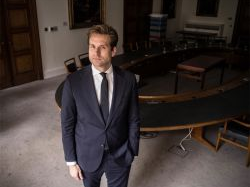 荷兰部长称安世风波为欧洲敲响警钟