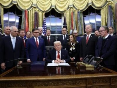 美国政府重新开门 这次能坚持多久